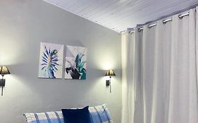 HOSPEDAGEM CARIBE - Suítes